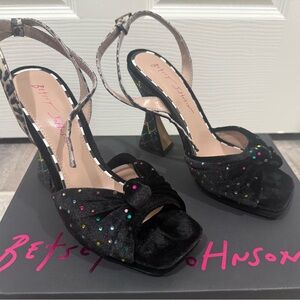 Betsey Johnson Women's Alianna Heeled Sandal Size 7